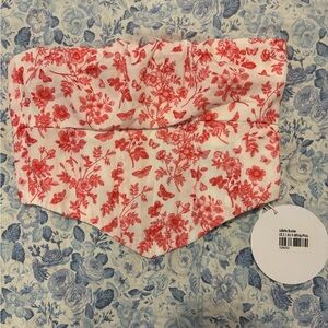 NWT Princess Polly top 💕🤍